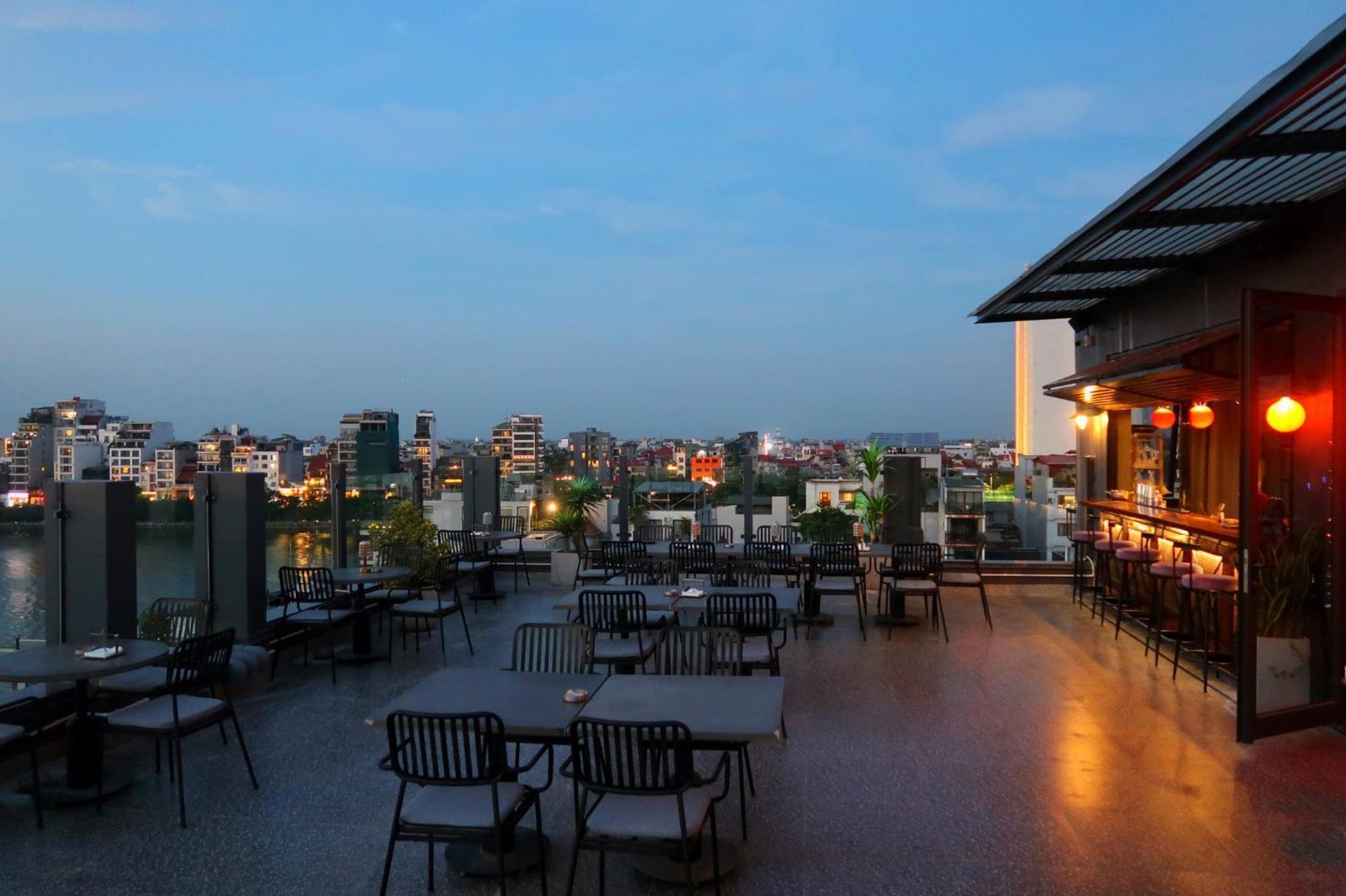 Margaery Boutique Apartment & Skyon9 Rooftop Bar Hanói Exterior foto